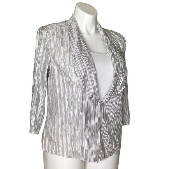 Chico's Travelers Chevron Pleated Jacket, Seagull Gray Women's Size 2 (L) - Picture 4 of 12